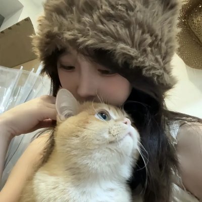 她不见了